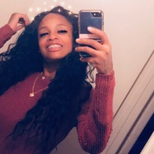 Meet your Posher, Katrina